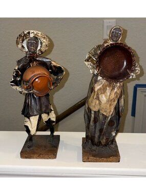 Vintage Mexican Folk Art Handcrafted Paper Mache Media Figurines Man Woman